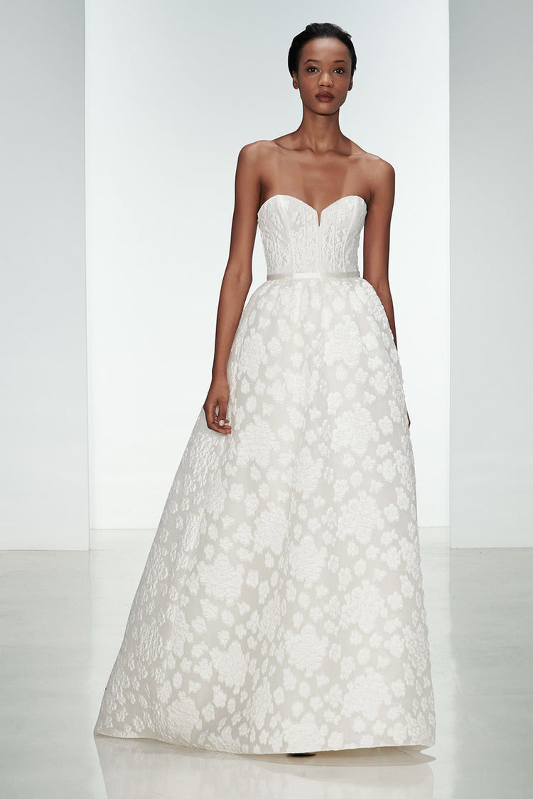 Image number 0: Ingrid - Silk-White, view 1