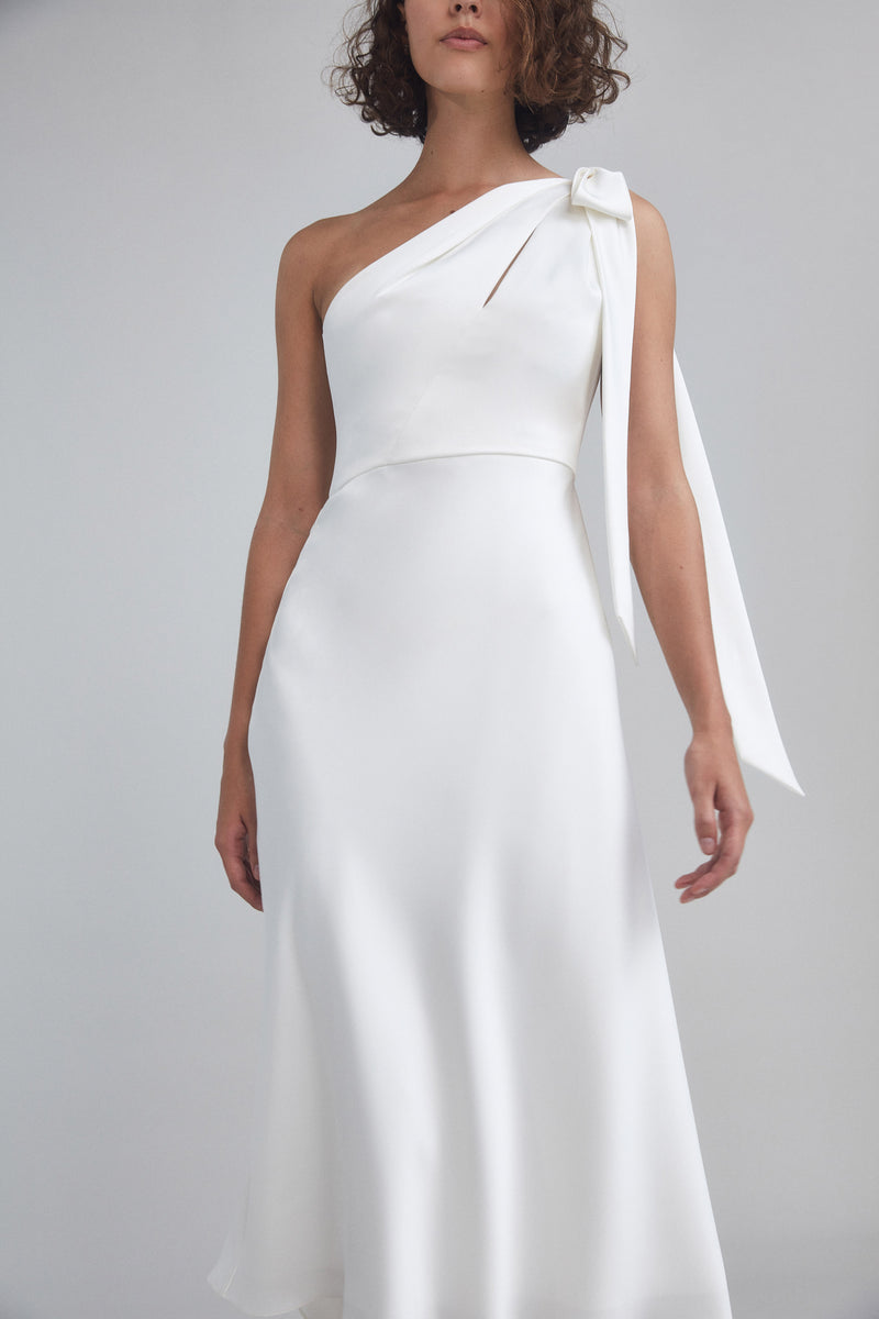 LW193 - One-shoulder Bias Cut Dress – Amsale