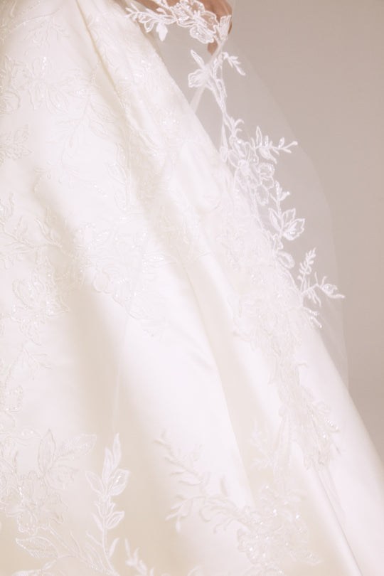 R426V - Floral Embellished Veil - Ivory - alternate view