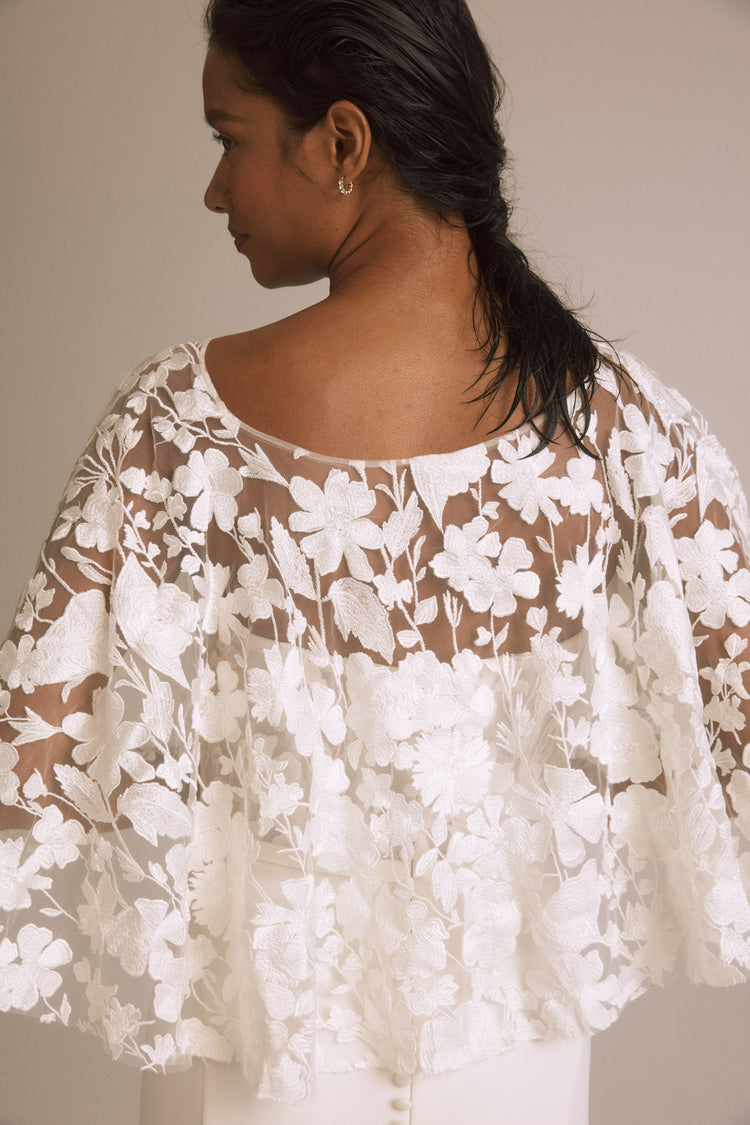 R421CP - Floral embroidered cape, accessory from Collection Accessories by Nouvelle Amsale, Fabric: floral-embroidered-tulle