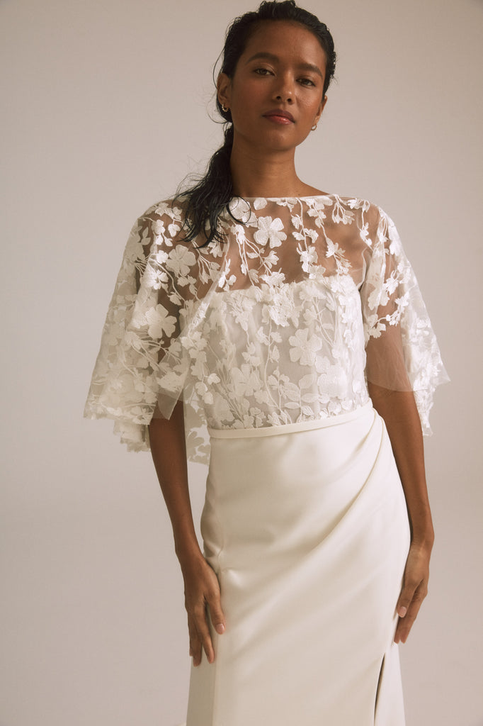 Product R421CP - Floral embroidered cape - Ivory Image