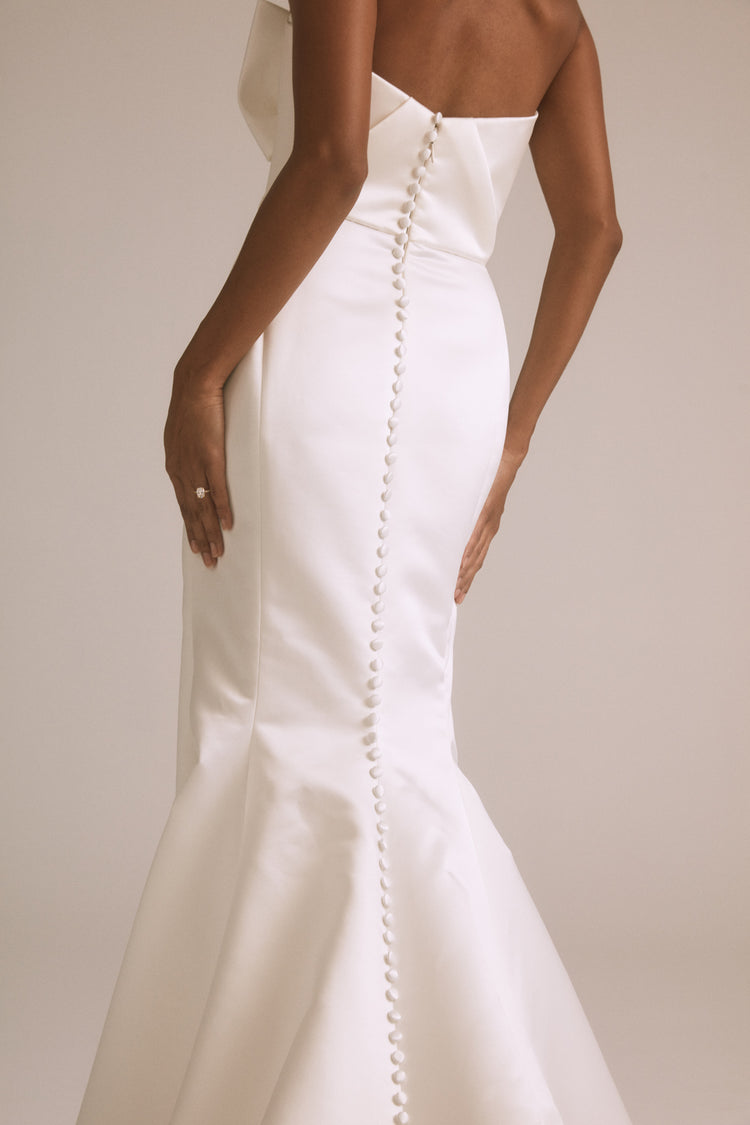 Gabrielle - Ivory, dress by color from Collection Bridal by Nouvelle Amsale