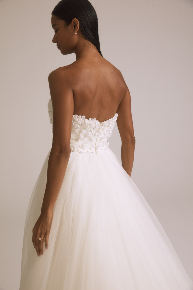 Gail - Ivory, dress by color from Collection Bridal by Nouvelle Amsale