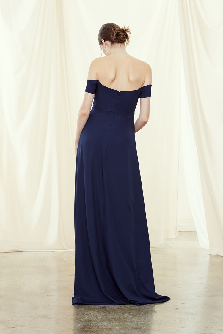 Autumn - Maternity Dress, dress from Collection Bridesmaids by Amsale, Fabric: crepe