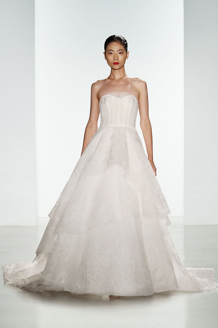 Image number 0: Quinton - Ivory, view 1